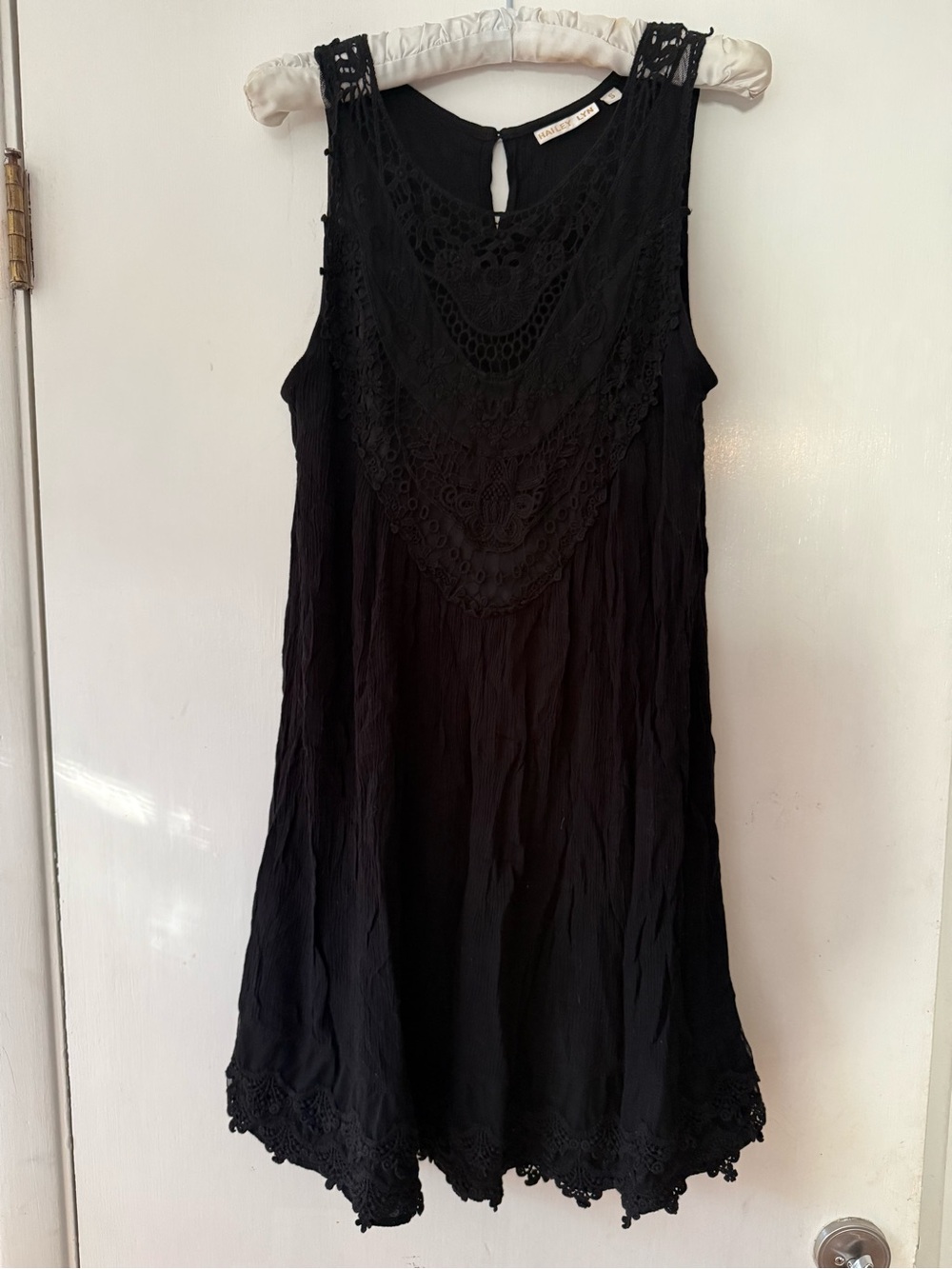 Black Crochet Detail Sleeveless Dress